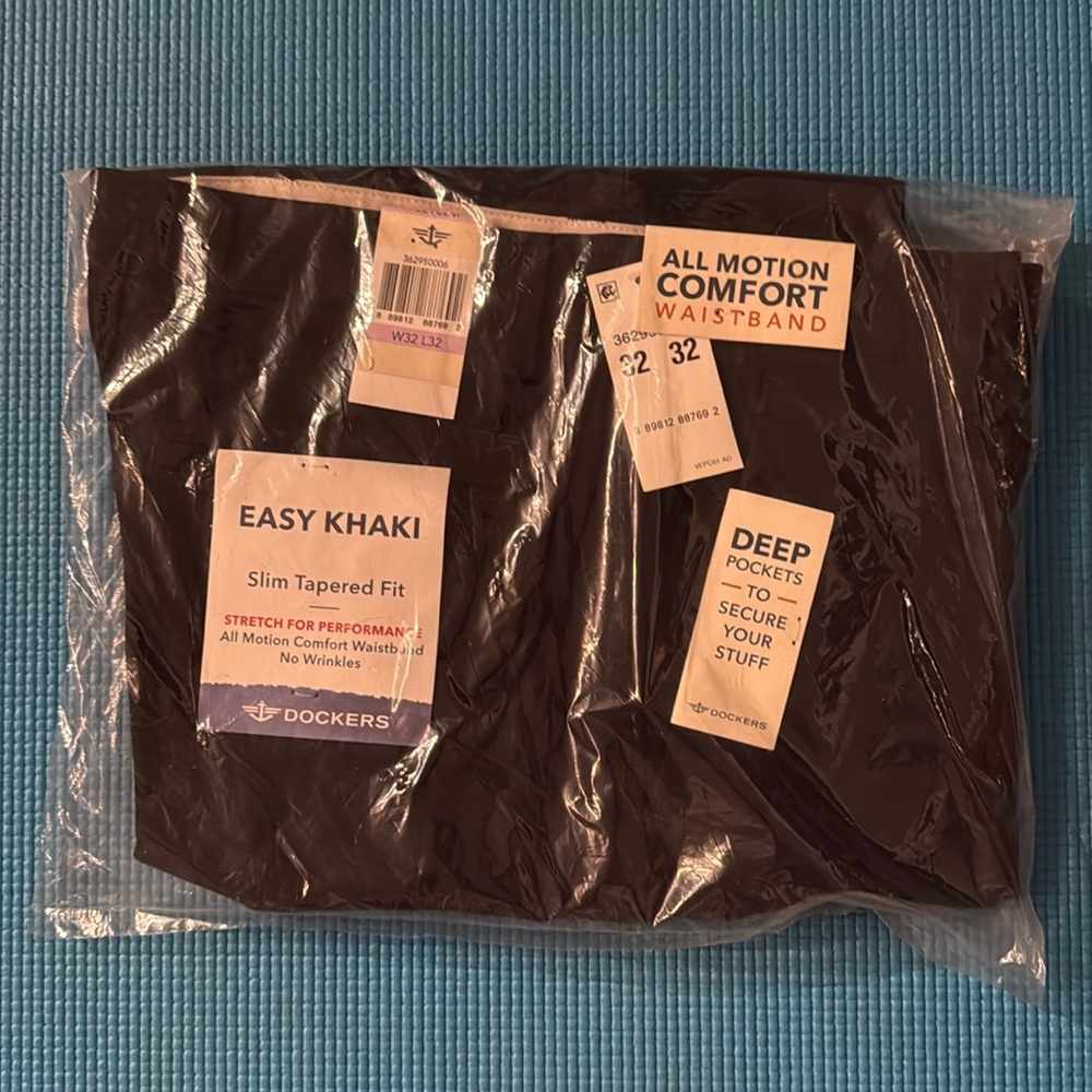 Dockers Pants
All Motion Comfort Waistband